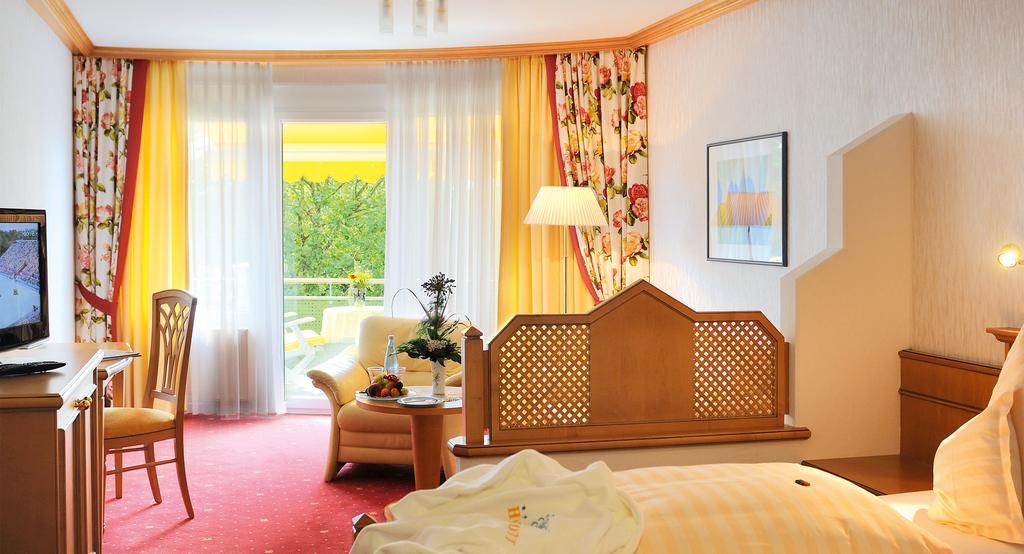 Hotel Ott Bad Krozingen Kültér fotó